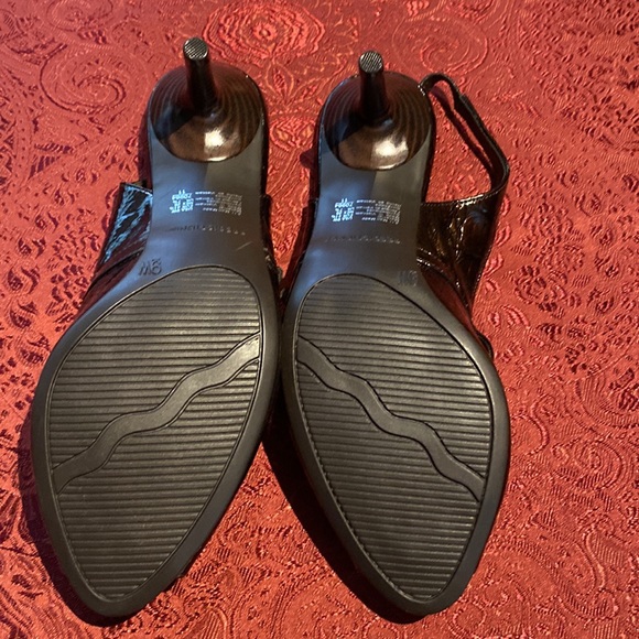 Predictions low heel peep toes shoe size 9W - Picture 5 of 5